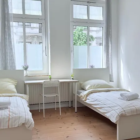公寓 Business-apartments Zentrum 新明斯特