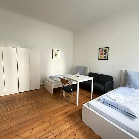 Business-apartments Zentrum Apartman *